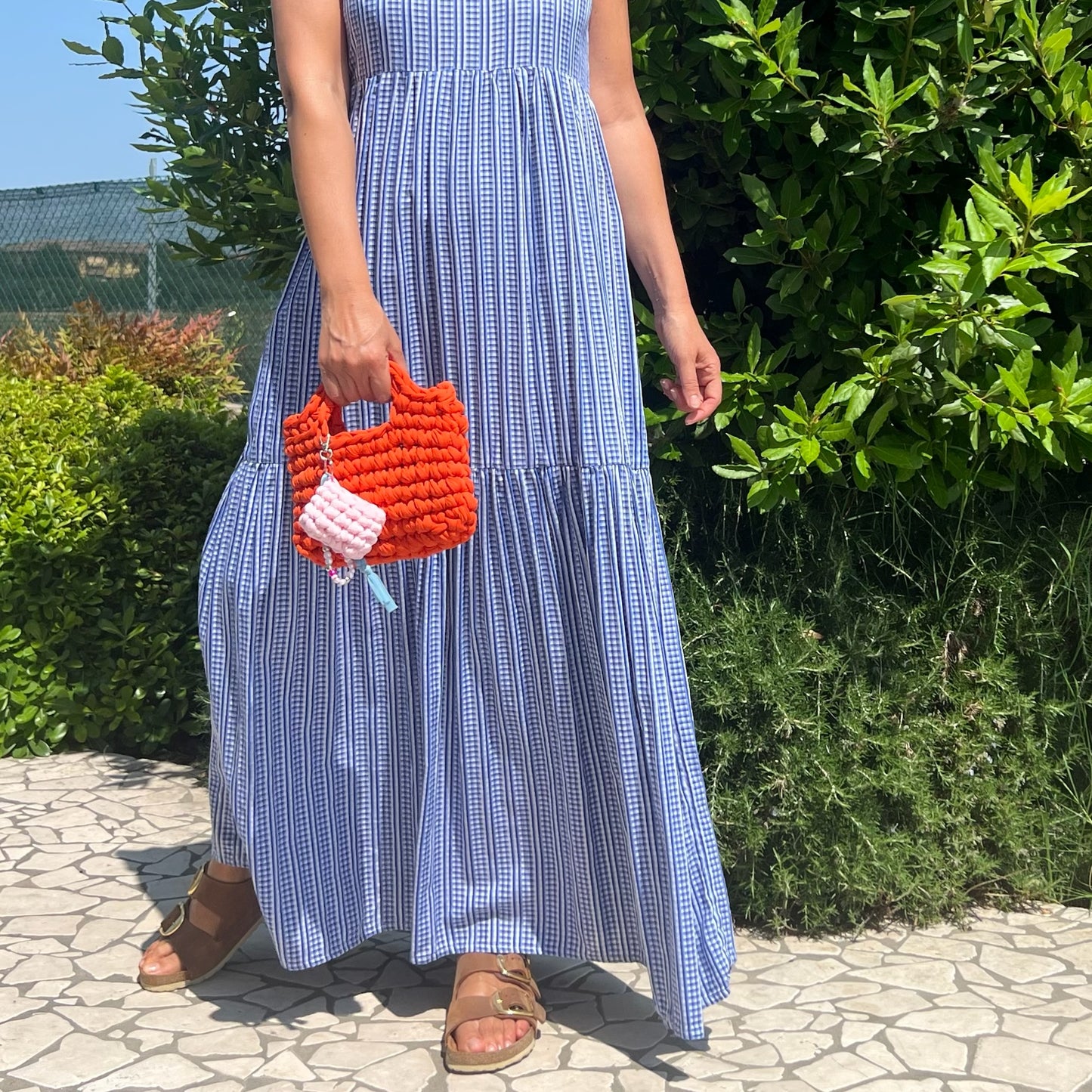 Borsetta all'uncinetto arancione con Porta AirPods e charms 🧡