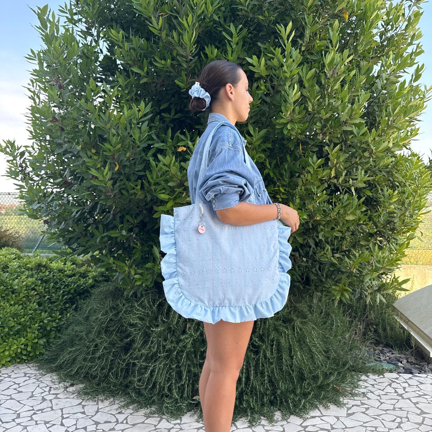 SET Tote Bag e pochette con rouches sangallo azzurro