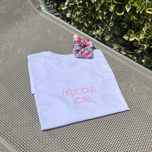 T-shirt "DELICIOUS GIRL🩷"