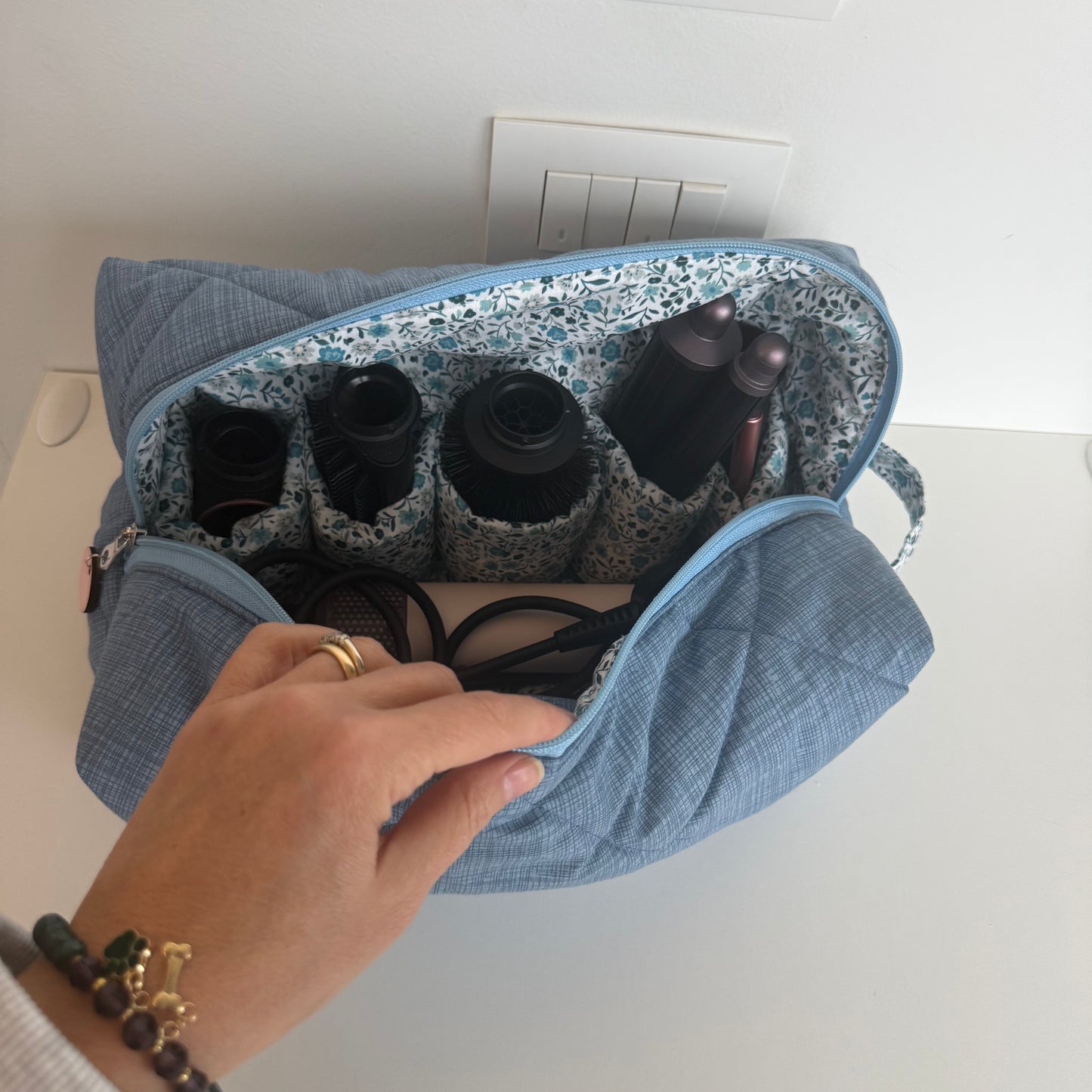 Beauty case con tasche interne 